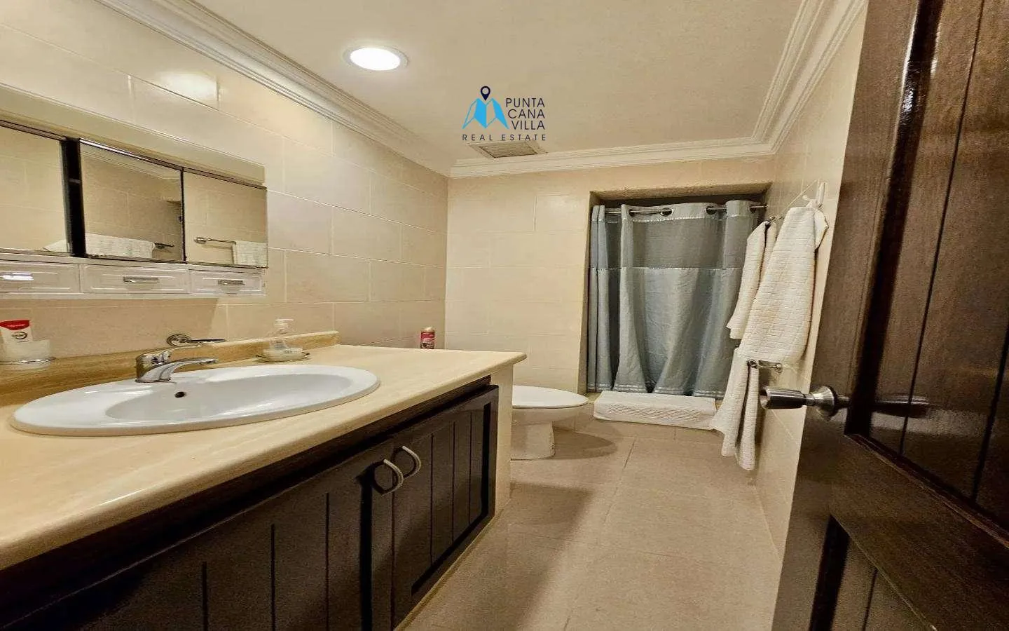 Punta Cana Village, Apartamento de dos habitaciones en venta en Terrazas del Mar