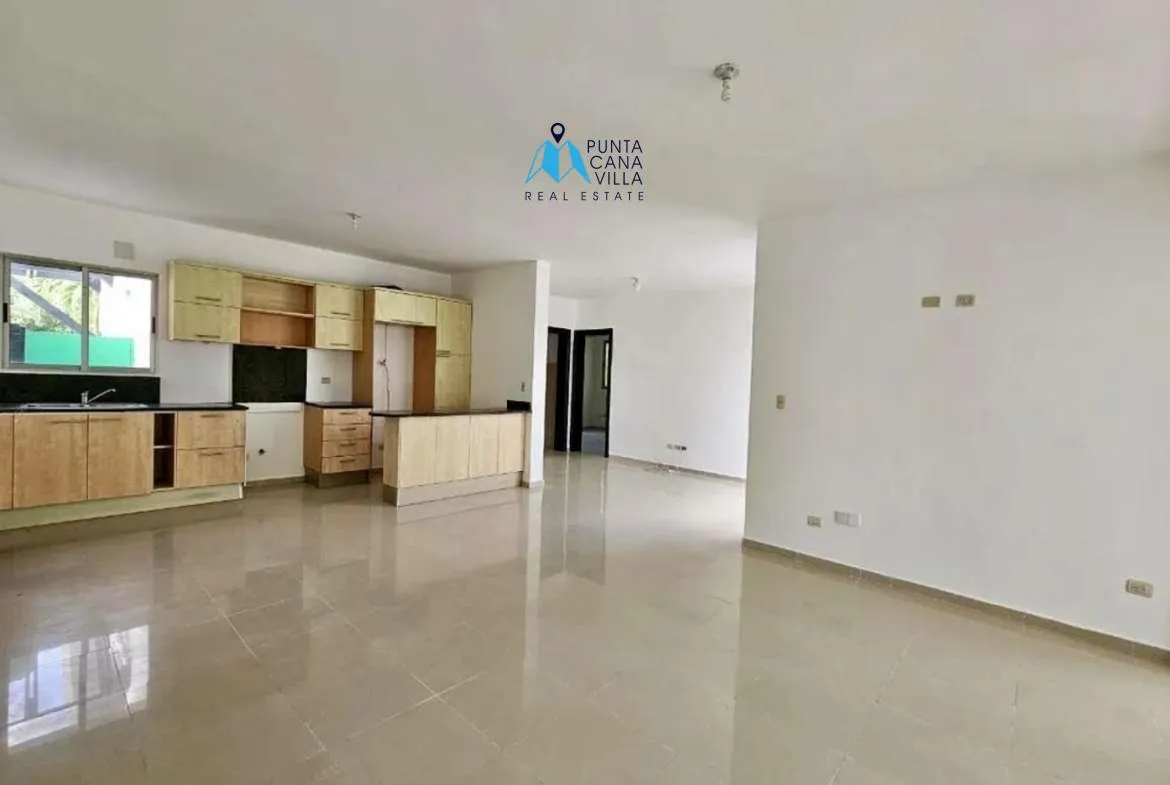 Charming three bedroom villa for sale in Punta Cana Village ()