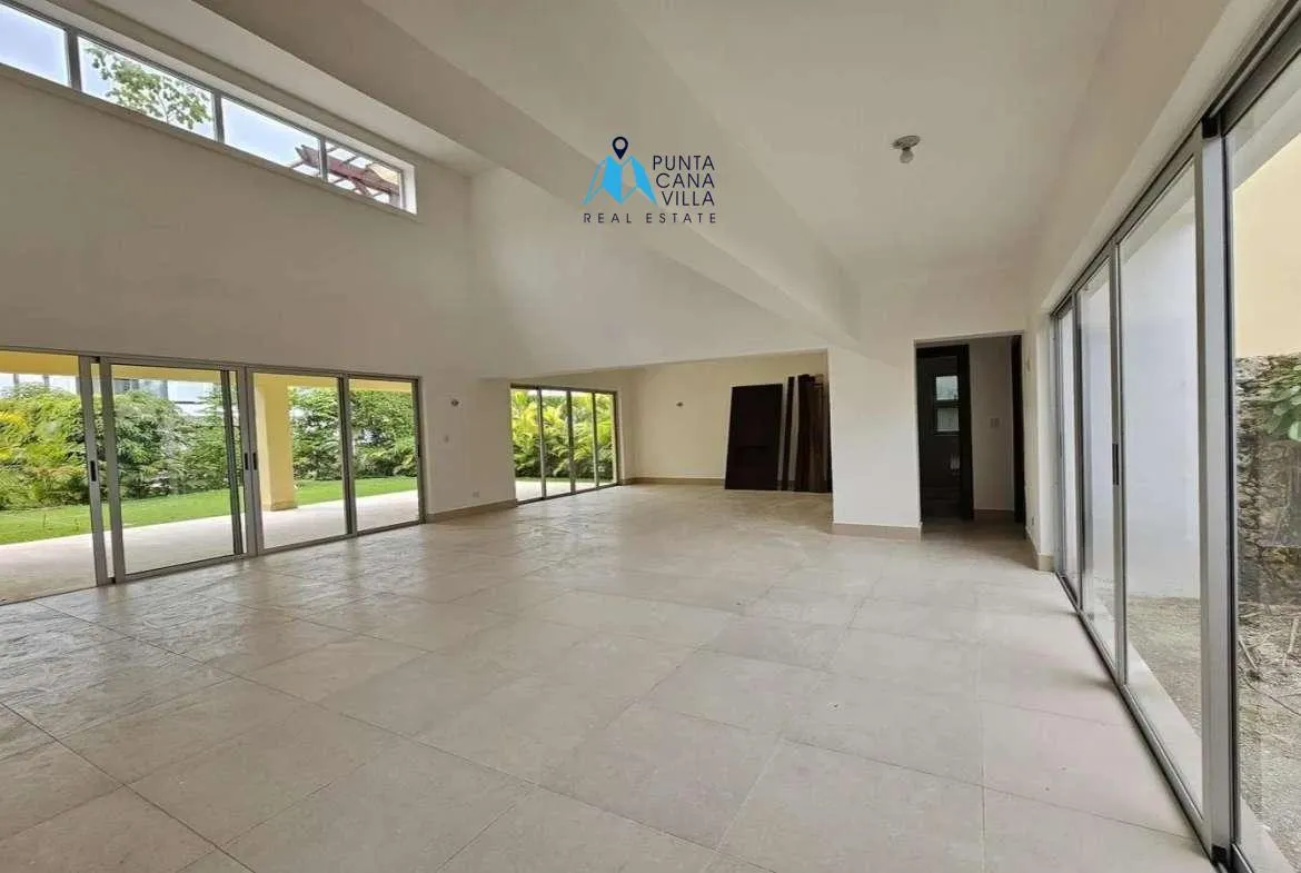 Villa Palmareca Four Bedroom Villa For Sale In Punta Cana Village ()