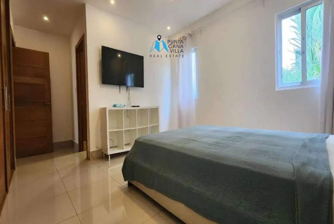 Furnished two bedroom apartment for sale in Punta Cana Village ()