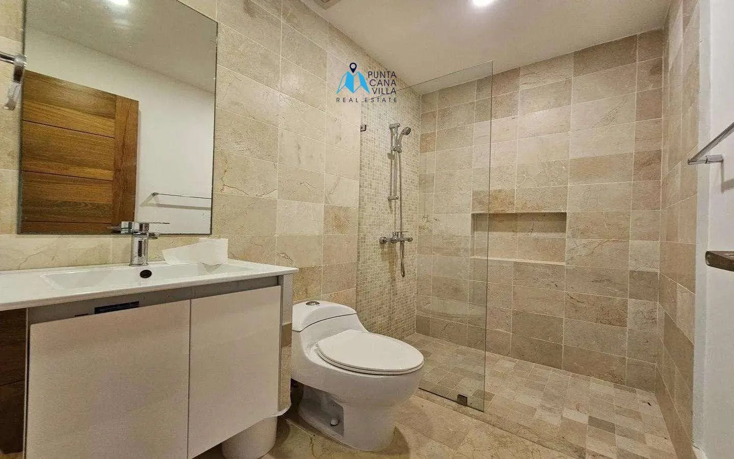 Furnished two bedroom apartment for sale in Punta Cana Village () Furnished two bedroom apartment for sale in Punta Cana Village ()