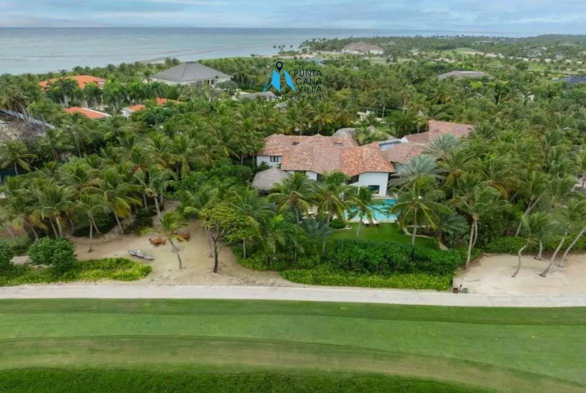 Arrecife Five bedroom villa for sale in Punta Cana Resort and Club ()