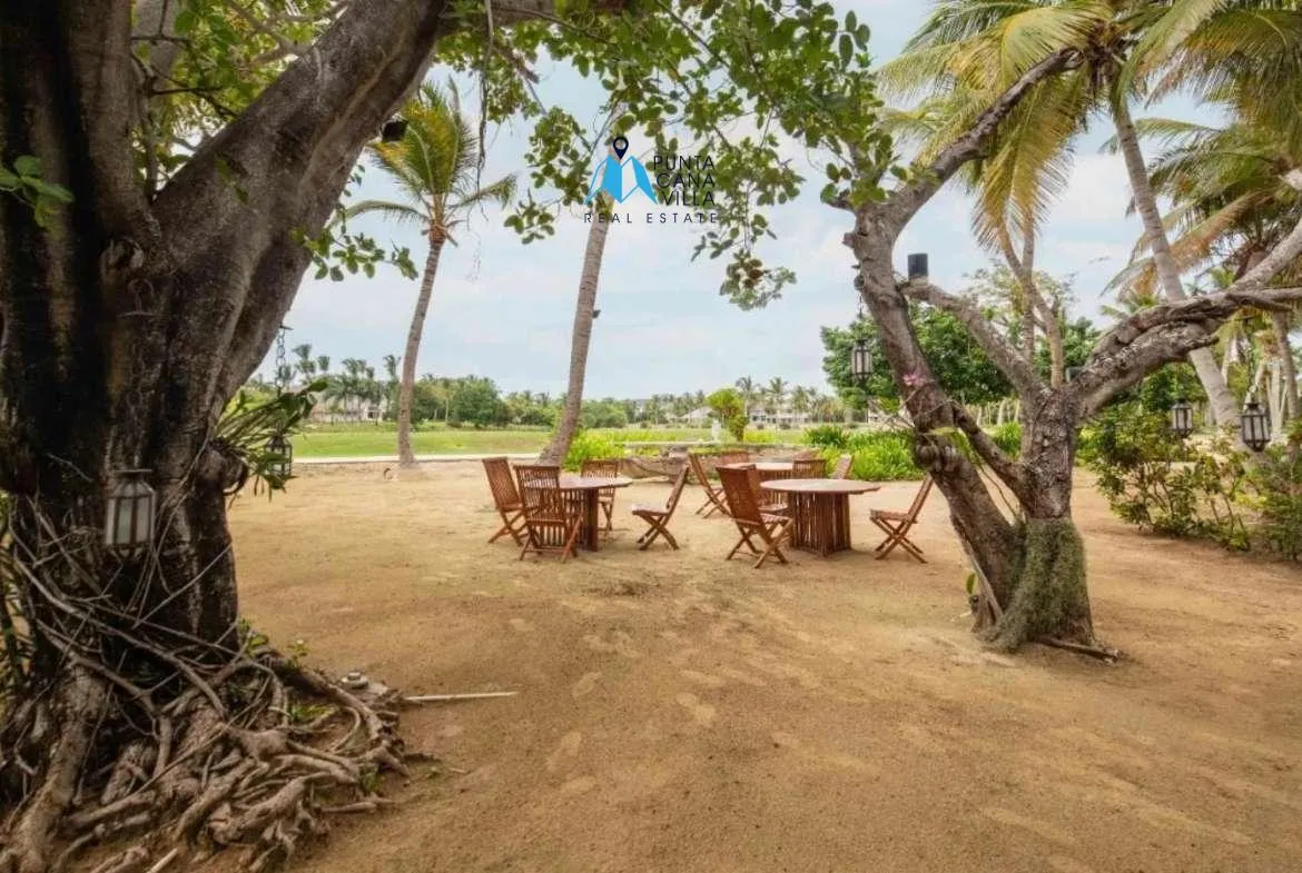 Arrecife Five bedroom villa for sale in Punta Cana Resort and Club ()