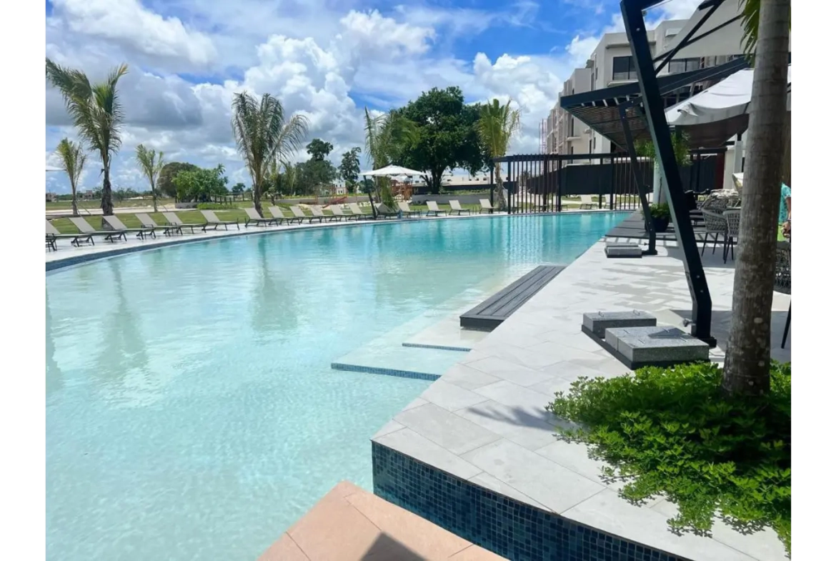 Panorama Lake, condo d’une chambre à coucher à vendre à Vista Cana, Punta Cana avec piscine
