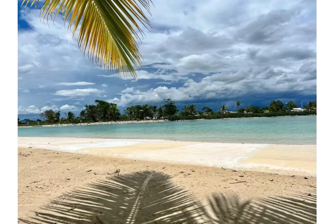 Appartement de deux chambres à vendre au Panorama Lake à Vista Cana, Punta Cana, avec un lac de pêche