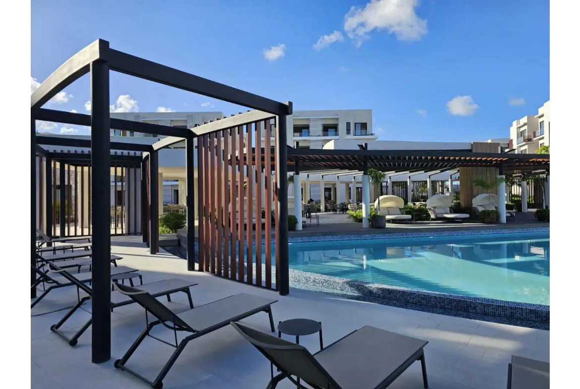 Appartement de deux chambres à vendre au Panorama Lake à Vista Cana, Punta Cana, avec un lac de pêche