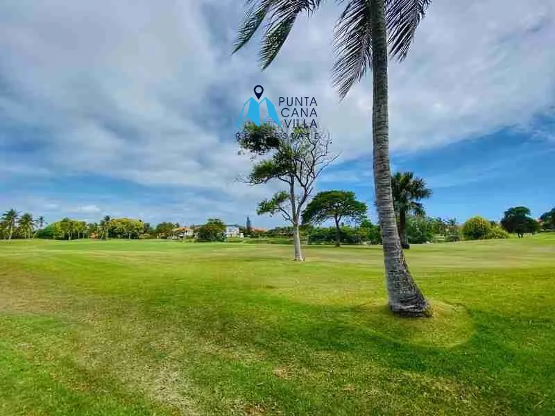 Caribbean Lake Cocotal: Espacioso Apartamento de 3 Dormitorios en Venta en Punta Cana con Acabados de Alta Gama