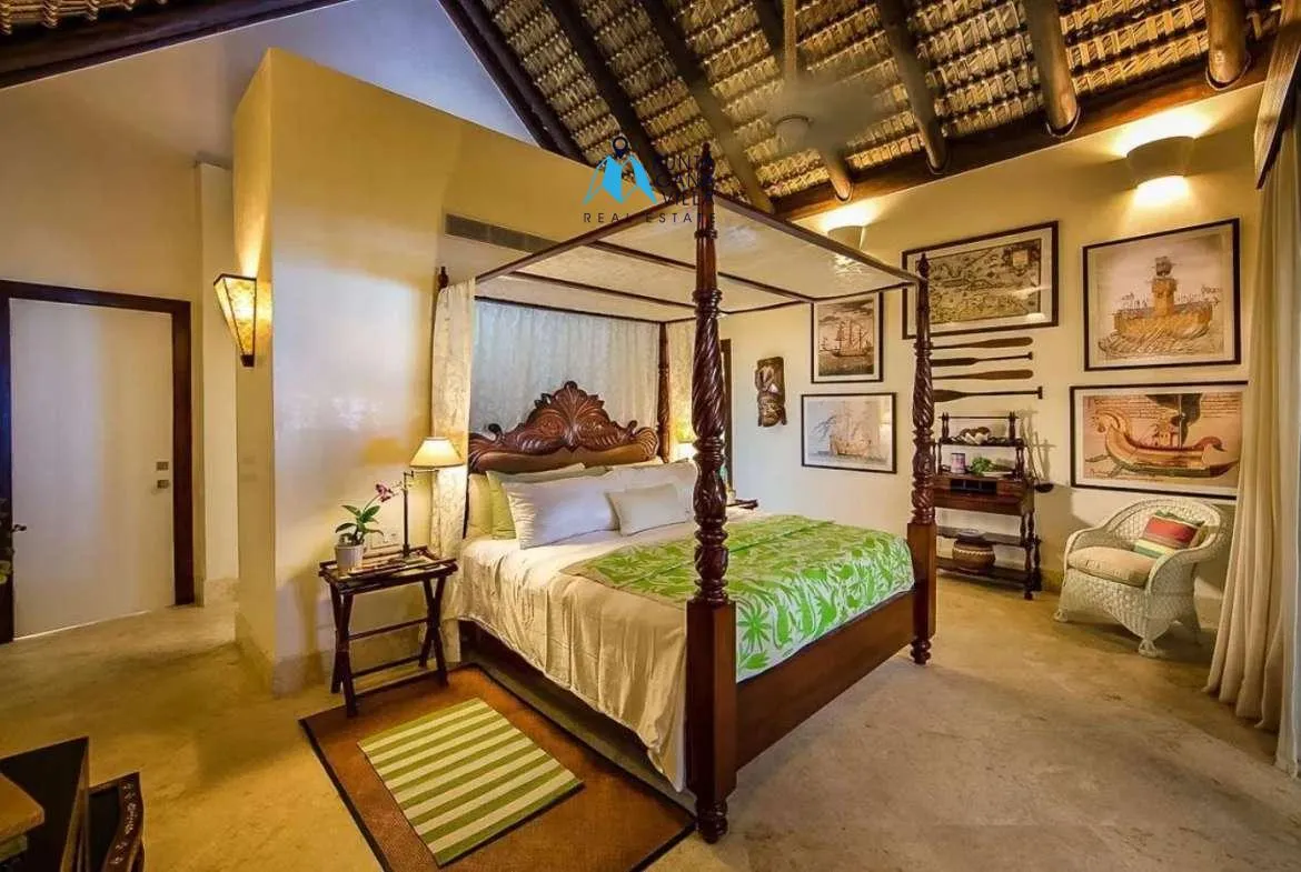 Serena Five bedroom ocean view villa for sale in Punta Cana Resort and Club ()