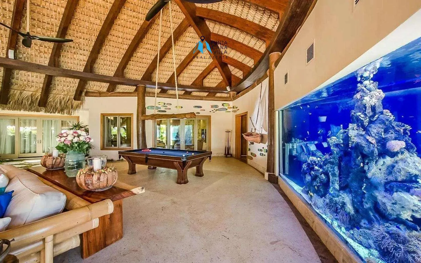 Serena: Villa de cinco habitaciones con vistas al mar en venta en Puntacana Resort and Club
