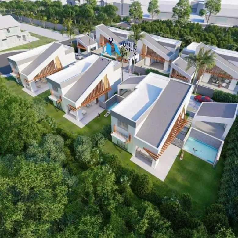 Las Sextas Four bedroom villa for sale in Punta Cana Village ()