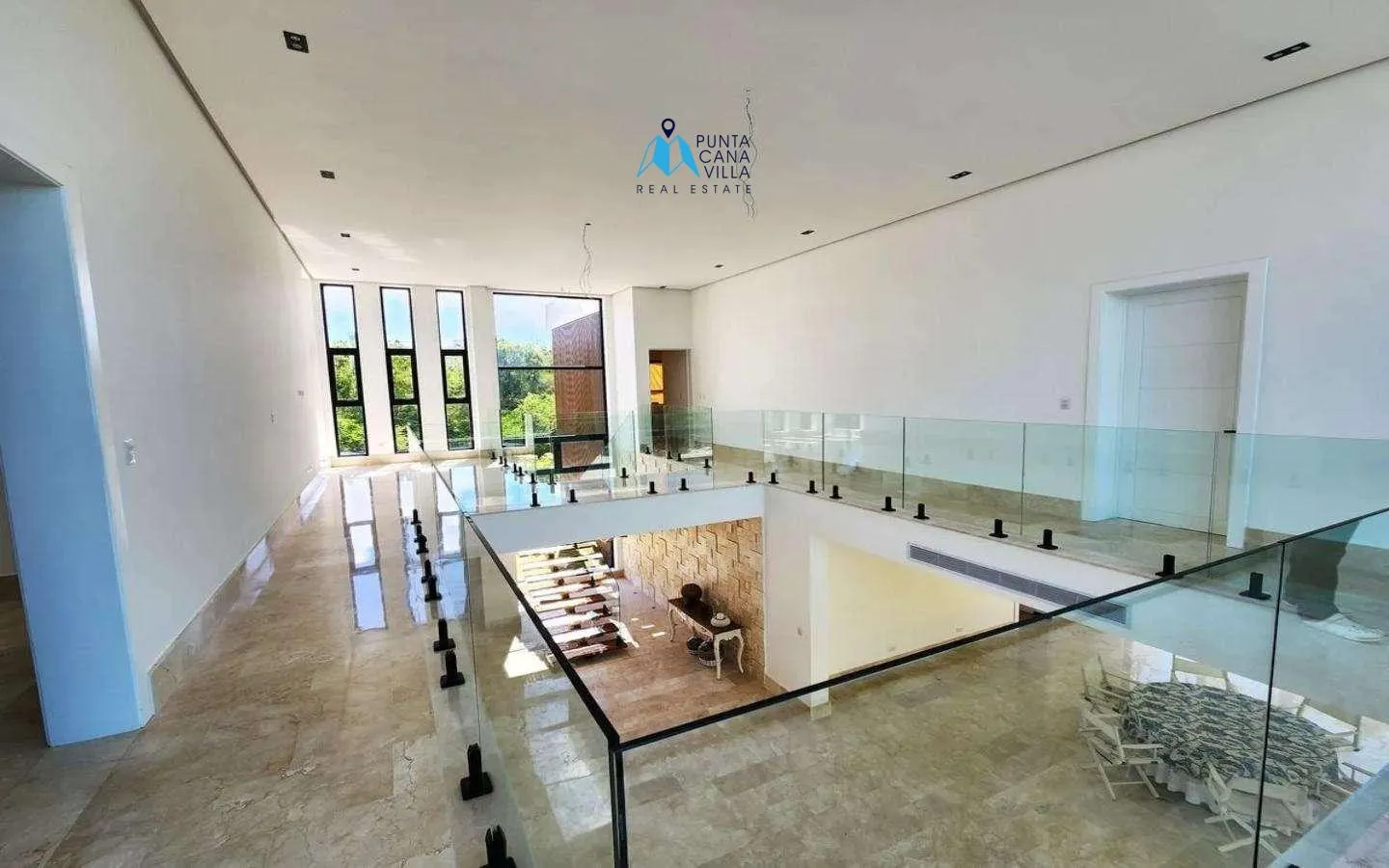 Luxury five bedroom villa for sale in Punta Cana Village ()