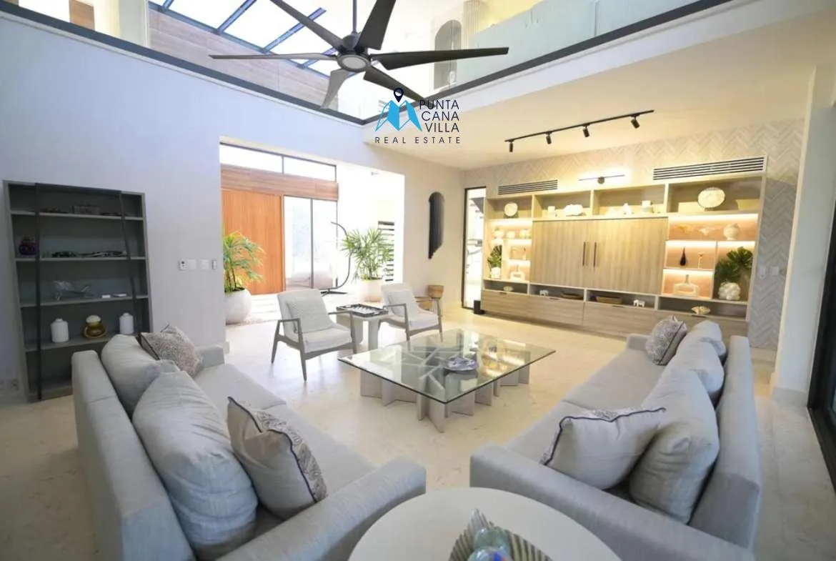 Villa Ceiba Five Bedroom Villa For Sale In Punta Cana Village ()