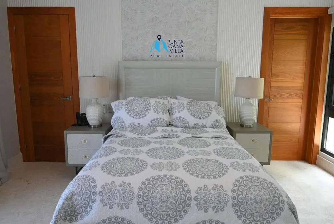 Villa Ceiba Five Bedroom Villa For Sale In Punta Cana Village ()