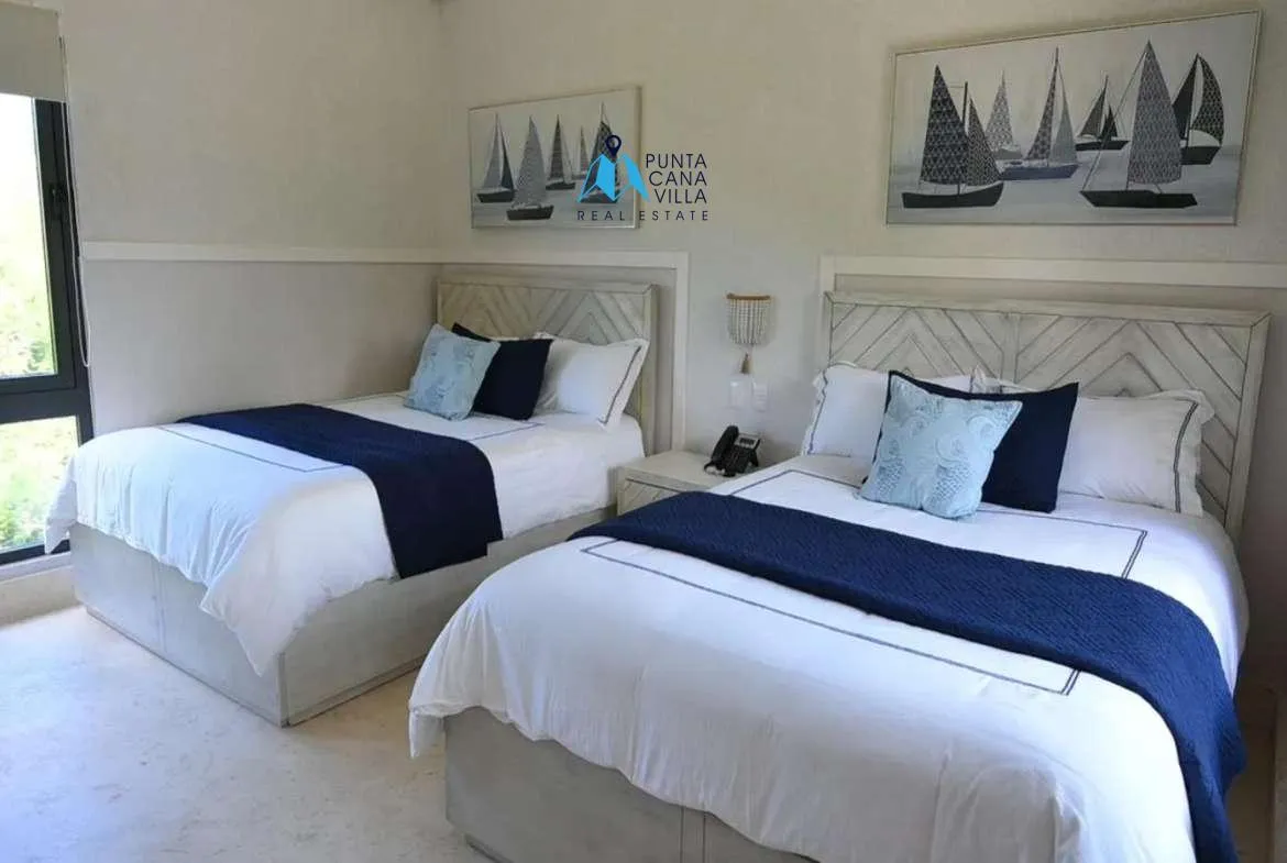 Villa Ceiba Five Bedroom Villa For Sale In Punta Cana Village ()