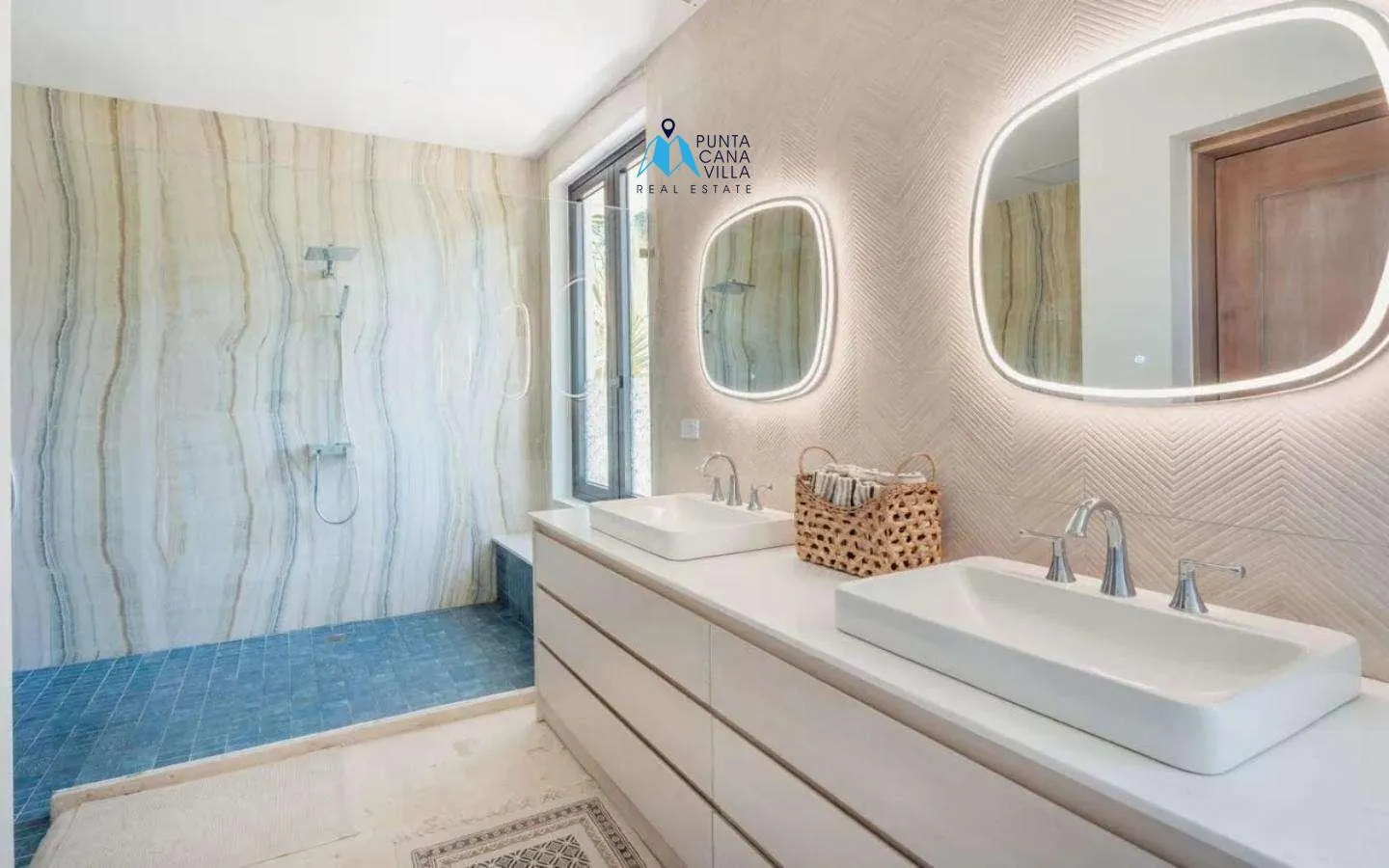 Hacienda, Villa de siete habitaciones en venta en Puntacana Resort and Club