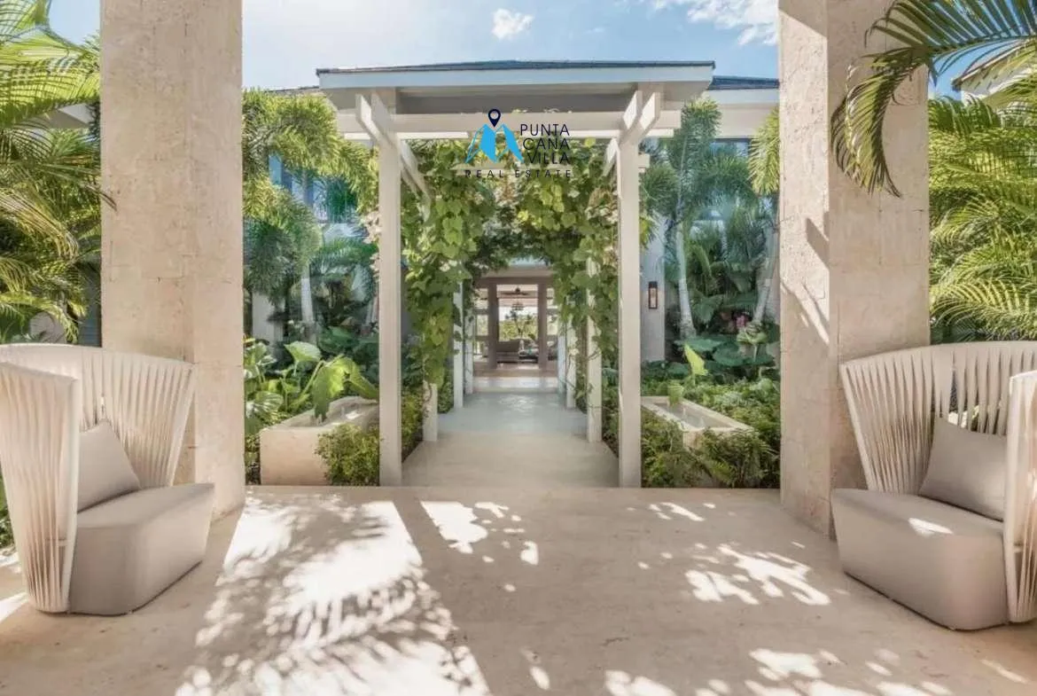 Hacienda Seven Bedroom Villa For Sale In Punta Cana Resort and Club ()