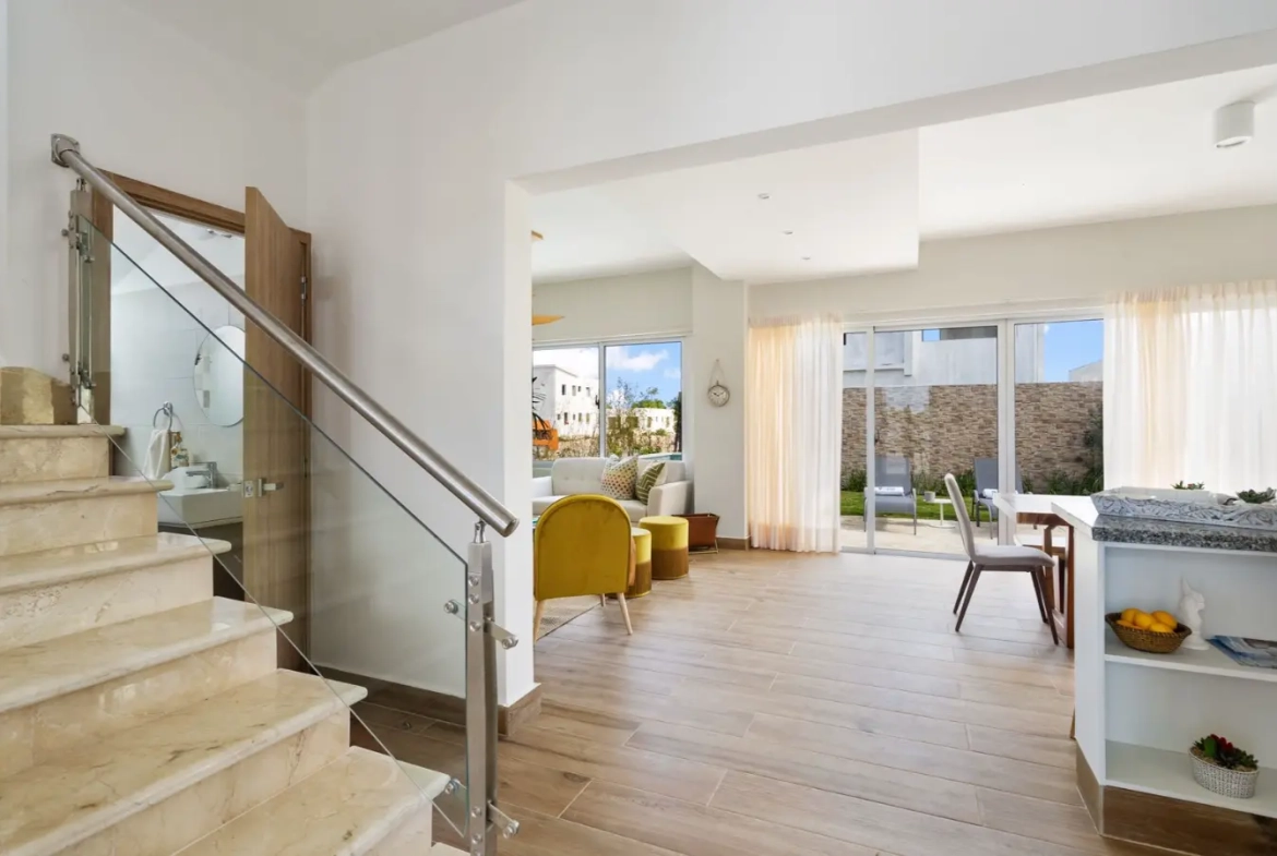 ID , Impressive Villa, Great Opportunity in Punta Cana ()
