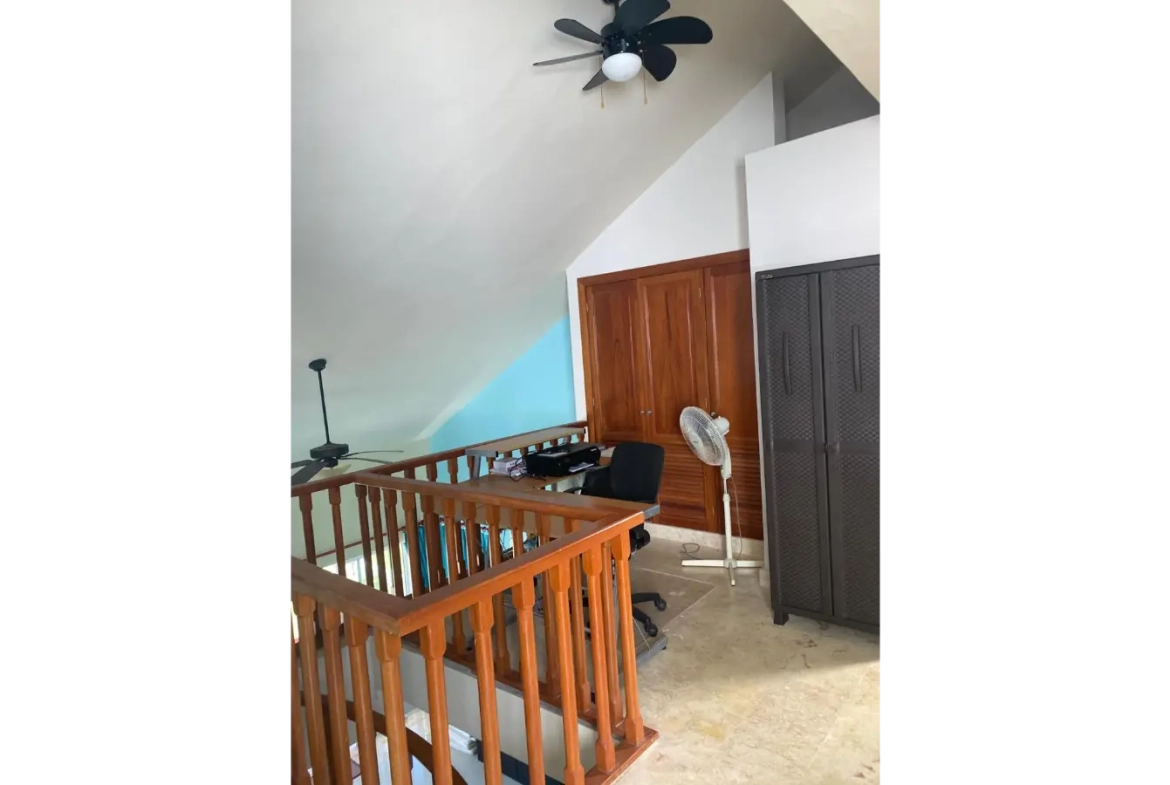 ID , Beach Front Three Bedroom Apartment for Sale in Playa Turquesa, Punta Cana ()