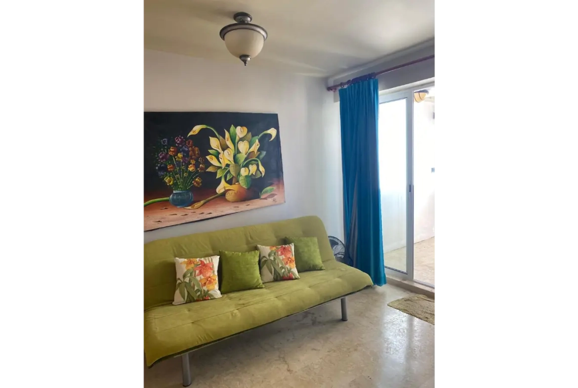 ID , Beach Front Three Bedroom Apartment for Sale in Playa Turquesa, Punta Cana ()