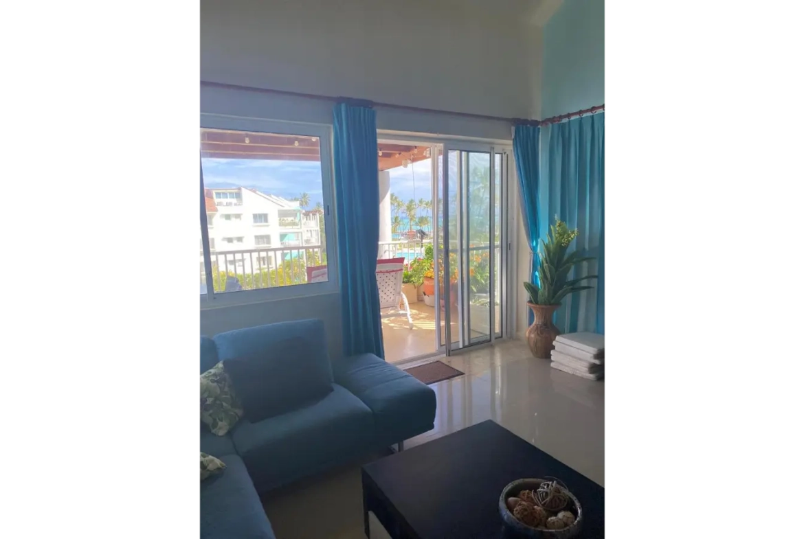 ID , Beach Front Three Bedroom Apartment for Sale in Playa Turquesa, Punta Cana ()
