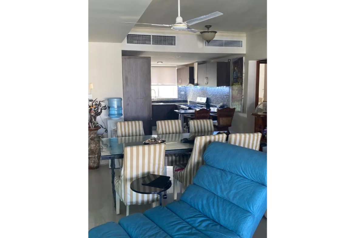 ID , Beach Front Three Bedroom Apartment for Sale in Playa Turquesa, Punta Cana ()