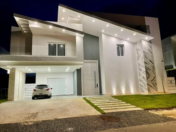 Punta Cana Village, Villa de Cuatro Habitaciones En Venta En Punta Cana, República Dominicana