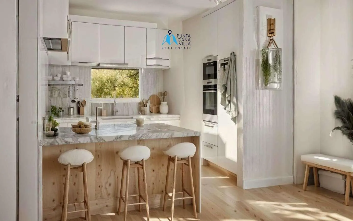 Ana Maria Residences : Maison de ville de quatre chambres à vendre à Punta Cana avec chambre de bonne