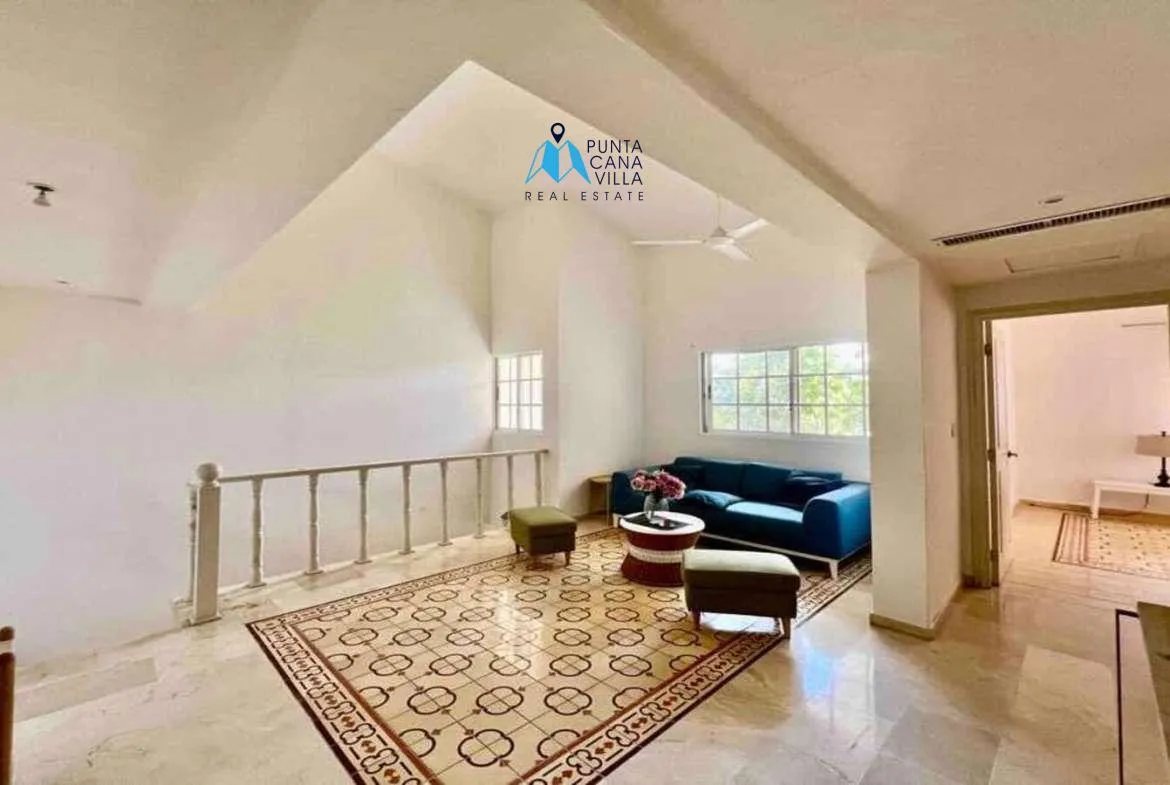 Three Bedroom Duplex Villa For Sale In Cocotal With Maids Room ()