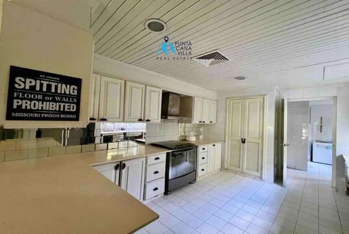 Three Bedroom Duplex Villa For Sale In Cocotal With Maids Room ()