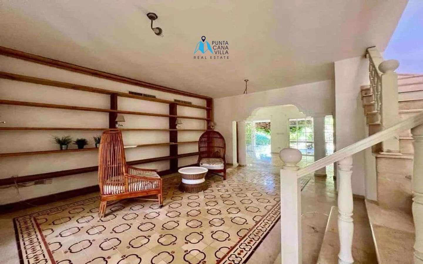 Three Bedroom Duplex Villa For Sale In Cocotal With Maids Room ()