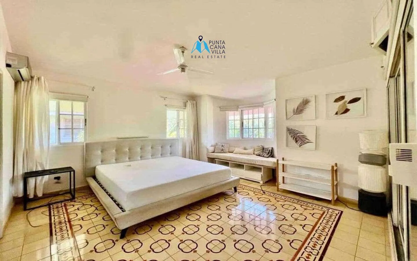 Three Bedroom Duplex Villa For Sale In Cocotal With Maids Room ()