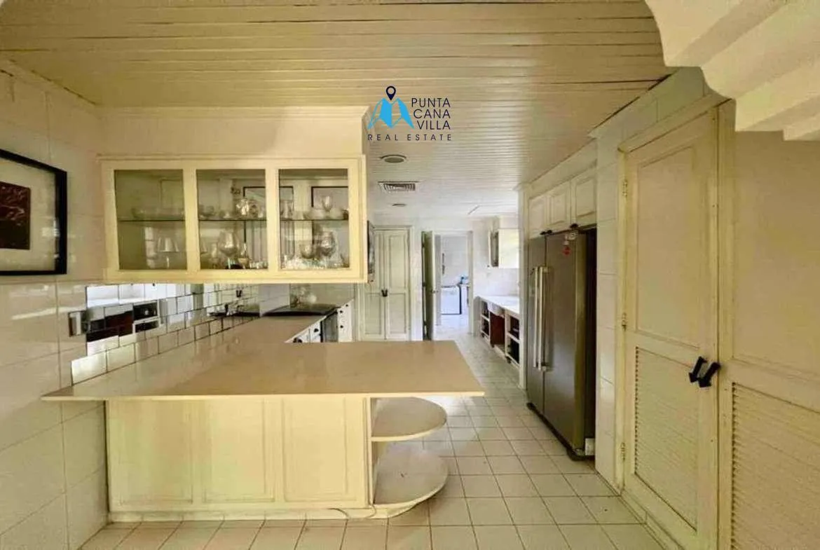 Three Bedroom Duplex Villa For Sale In Cocotal With Maids Room ()