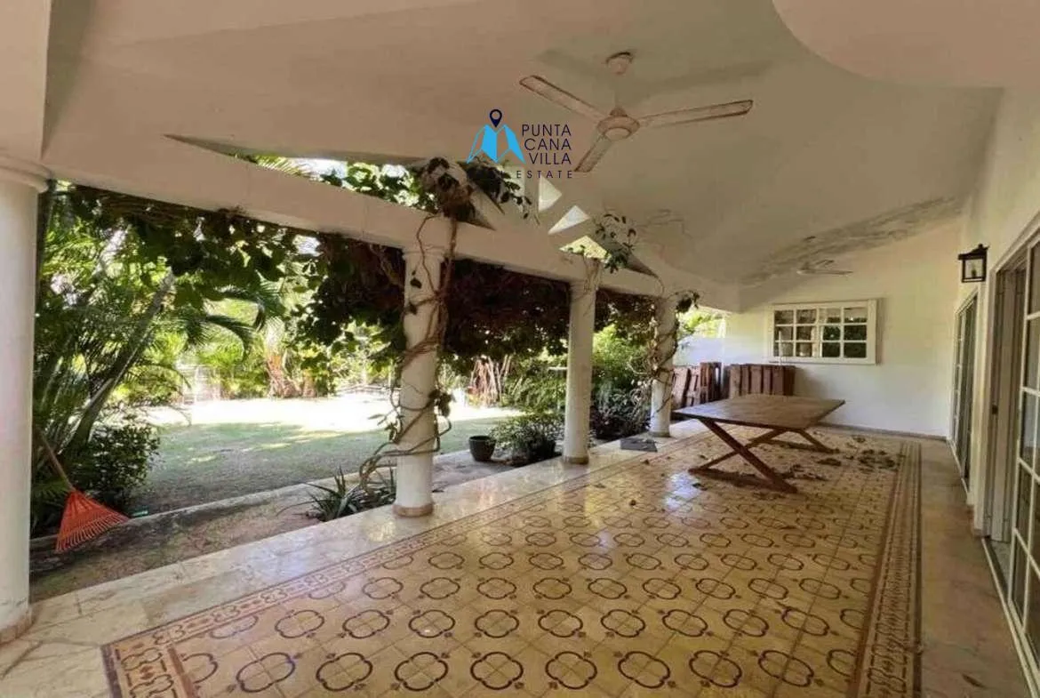 Three Bedroom Duplex Villa For Sale In Cocotal With Maids Room ()