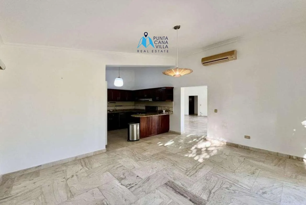 Spacious Three Bedroom Villa For Sale In Cocotal With Beautiful Views ()
