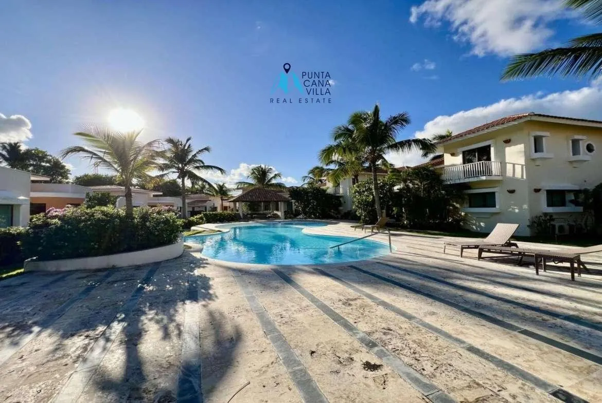 Spacious Three Bedroom Villa For Sale In Cocotal With Beautiful Views ()