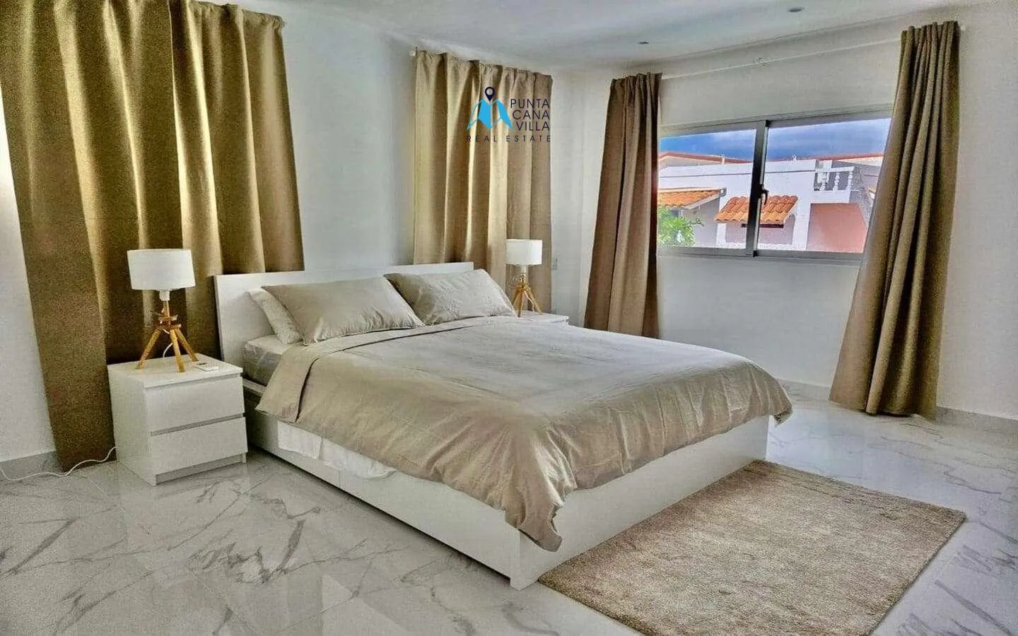 Fully Furnished Three Bedroom Villa For Sale In Bavaro With Walking Distance To Beach ()
