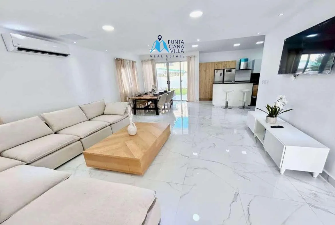 Fully Furnished Three Bedroom Villa For Sale In Bavaro With Walking Distance To Beach ()