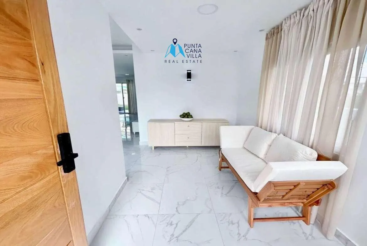Fully Furnished Three Bedroom Villa For Sale In Bavaro With Walking Distance To Beach ()