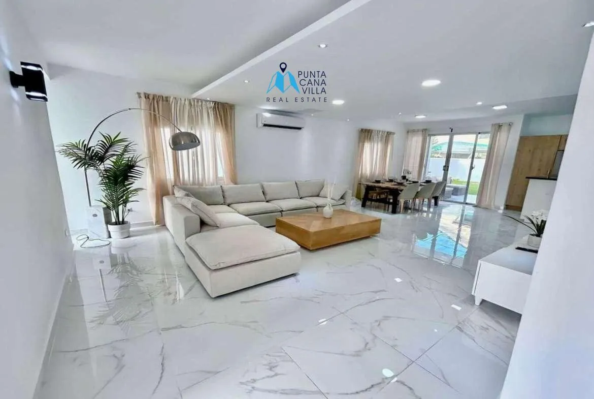 Fully Furnished Three Bedroom Villa For Sale In Bavaro With Walking Distance To Beach ()