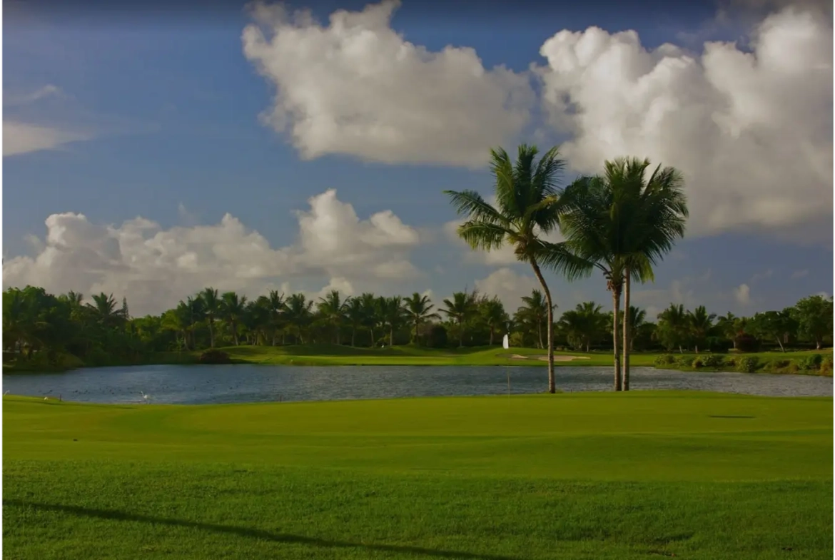 Reserva Real: Se Vende Apartamento de Dos Dormitorios con Balcón en Cocotal Golf and Country Club, Punta Cana