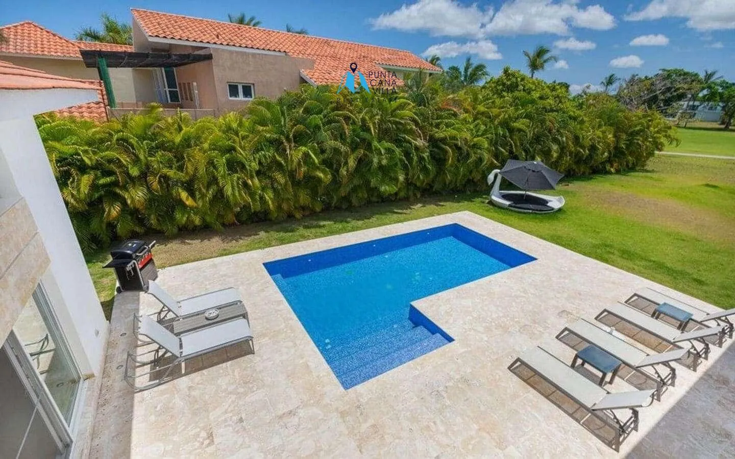 Cocotal: Moderno Villa de cinco habitaciones en venta en Bavaro