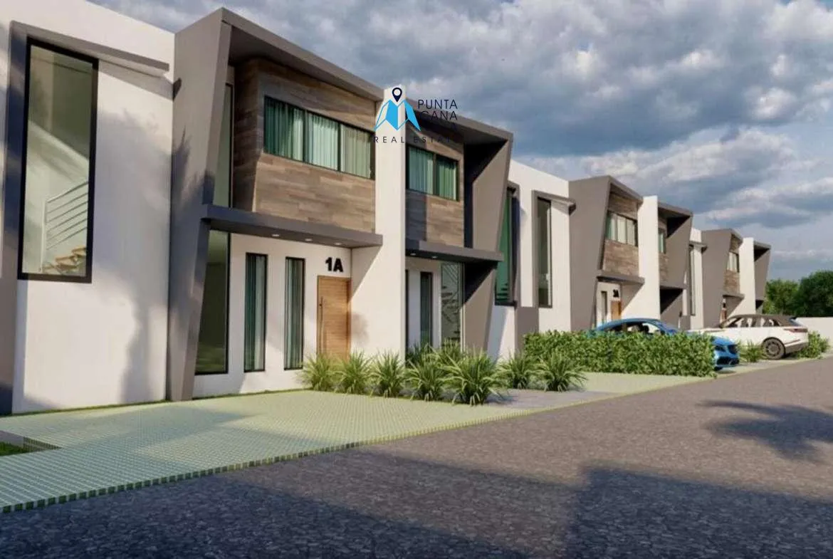 Sun House Three Bedroom Townhouse For Sale In White Sands ()