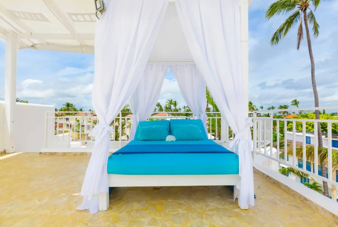 ID , Luxury Oceanfront Penthouse in Punta Cana with Exclusive Private Terrace ()