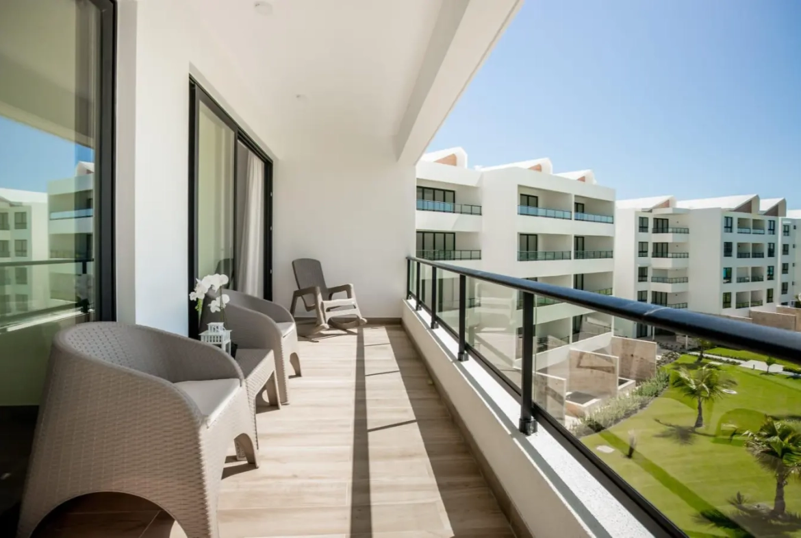 ID , The Beach Four Bedroom Penthouse for Sale in Downtown Punta Cana with Gated Community ()