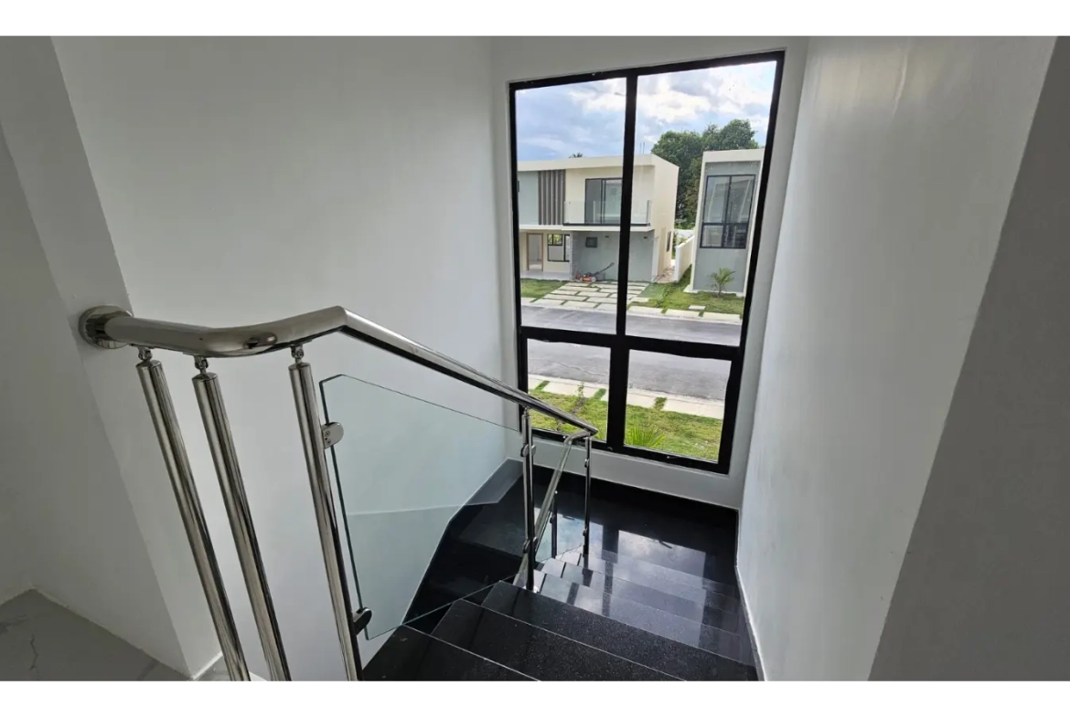 Village Pacific Home : Maison de trois chambres à vendre à Bavaro, Punta Cana, avec terrasse