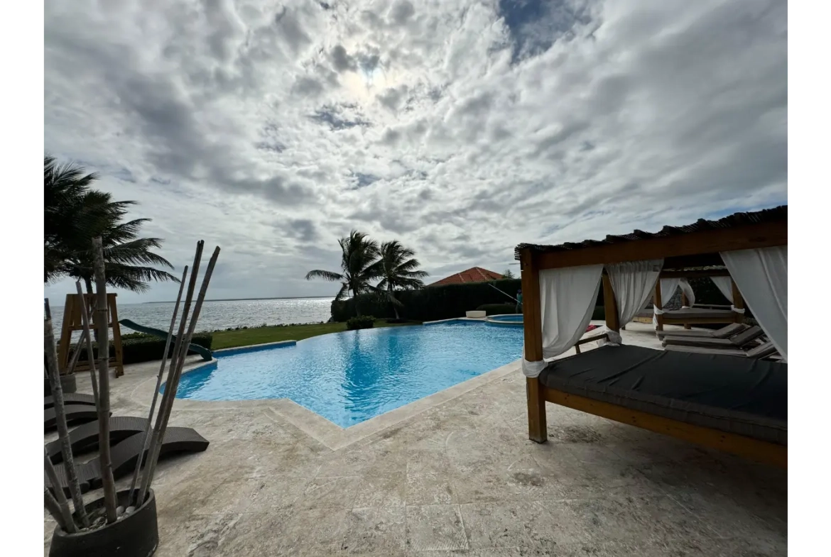 ID , Luxury Beachfront Five Bedroom Villa for Sale In La Romana, Dominican Republic ()