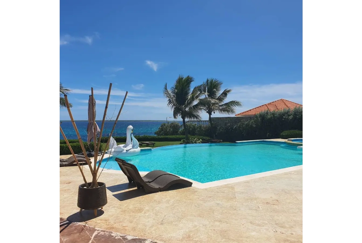 ID , Luxury Beachfront Five Bedroom Villa for Sale In La Romana, Dominican Republic ()