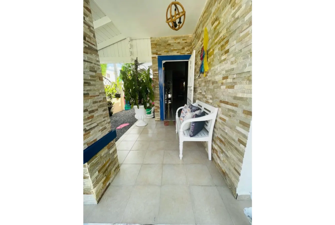 ID , Luxury Three Bedroom Home for Sale in Bávaro, Punta Cana Terrace and Views ()
