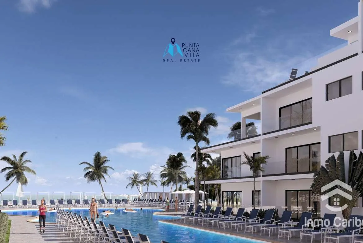 Modern 1-bedroom beachfront penthouse with rooftop jacuzzi at Ocean Paradise Uvero Alto Punta Cana
