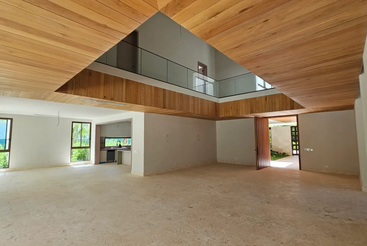 ID 4048 Exclusive Golf Course 7BR Villa with Tropical Interior Garden for Sale in Punta Cana (28)